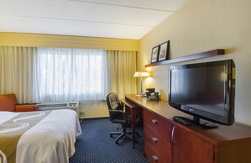 Revere Hotel | Quality Inn Boston - Revere