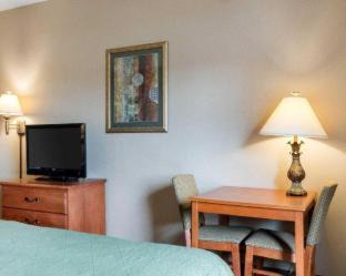 Brookings Hotel | Quality Inn Brookings-University
