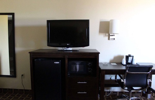 Conway Hotel | Quality Inn Conway - Greenbrier