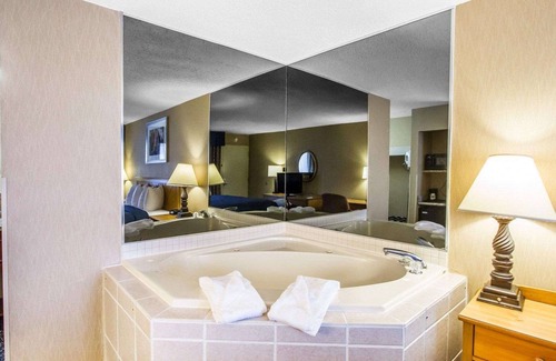Deming Hotel | Quality Inn Deming