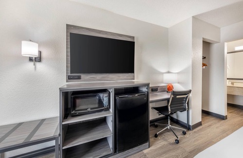 Glasgow Hotel | Quality Inn Glasgow