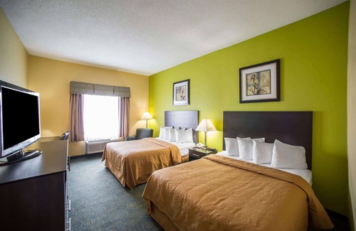 Litchfield Hotel | Quality Inn Litchfield Route 66