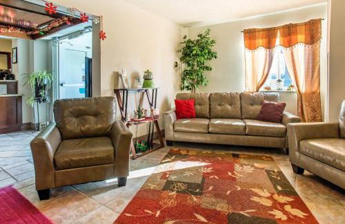 Moriarty Hotel | Quality Inn Moriarty