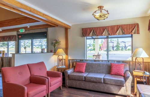 Estes Park Hotel | Quality Inn near Rocky Mountain National Park