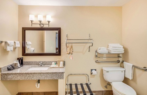 Ozona Hotel | Quality Inn Ozona I-10