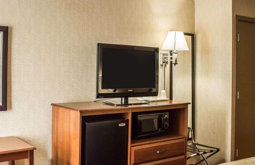 Springboro Hotel | Quality Inn Springboro West