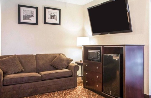 St. Marys Hotel | Quality Inn St. Mary's