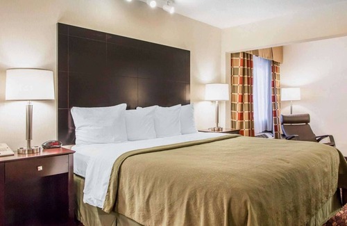 St. Marys Hotel | Quality Inn St. Mary's