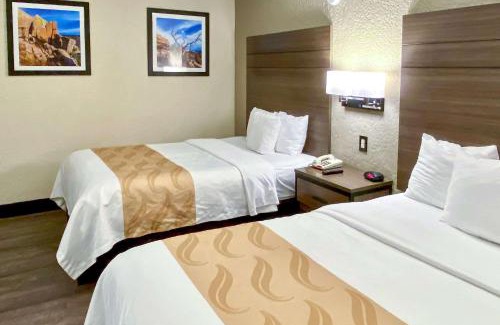 El Paso Hotel | Quality Inn & Suites Airport