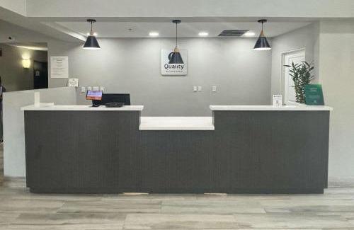 Mobile Hotel | Quality Inn & Suites at Airport Blvd I-65