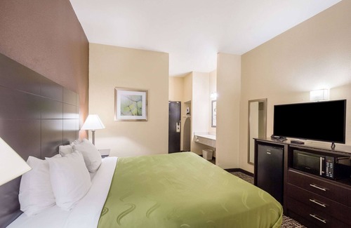 Caseyville Hotel | Quality Inn & Suites Caseyville - St. Louis