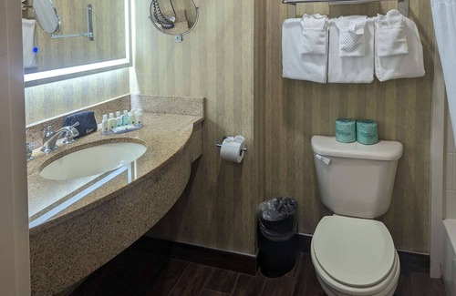 Northampton Hotel | Quality Inn & Suites Northampton - Amherst