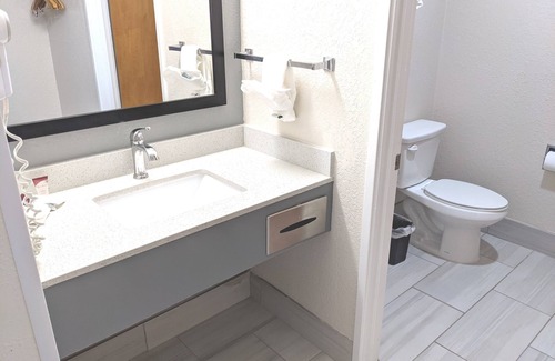 Morgan Hill Hotel | Quality Inn & Suites South San Jose/Morgan Hill
