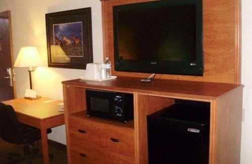 Chickasha Hotel | Quality Inn