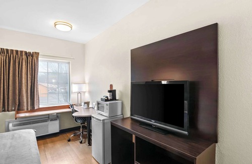 Queensbury Hotel | Quality Inn