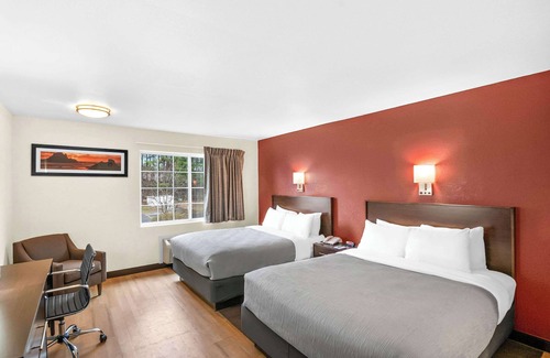Queensbury Hotel | Quality Inn