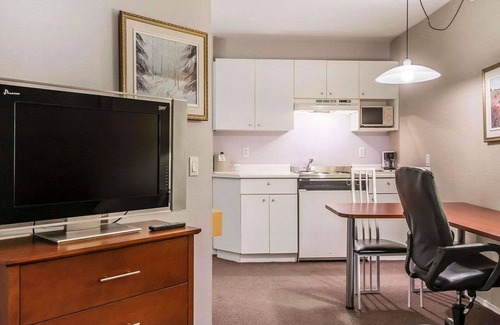 Ste Anne de Beaupre Hotel | Quality Suites