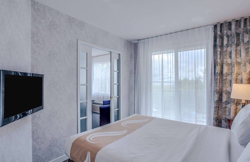 Ste Anne de Beaupre Hotel | Quality Suites