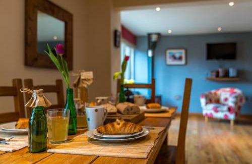 Ottery St Mary House | Quarenden Cottage