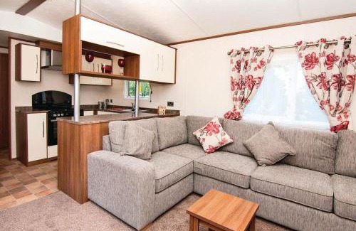Freehay Resort | Quarry Walk Lodges