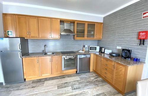 Cavacos Apartment | Quarteira Ocean Breeze 2 by Homing