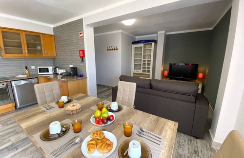 Cavacos Apartment | Quarteira Ocean Breeze 2 by Homing