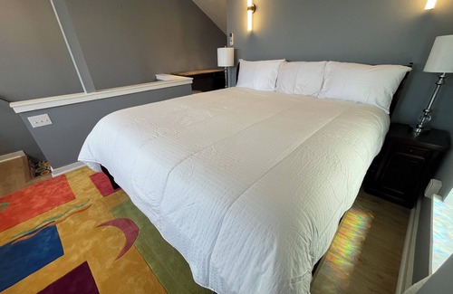 Manayunk Bed & Breakfast | QUARTERS