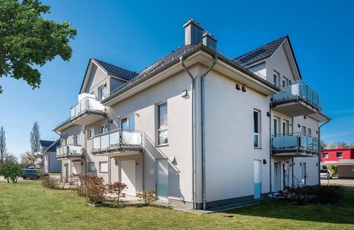 Zinnowitz Apartment | Quartier Görmitz 36 - 12 Eulennest: Feel-good oasis in Zinnowitz with sauna & fireplace