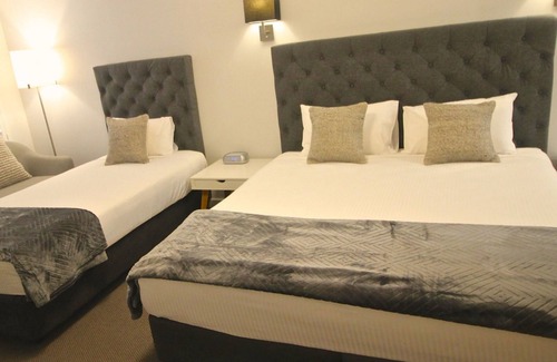 Batemans Bay Hotel | Quays Hotel