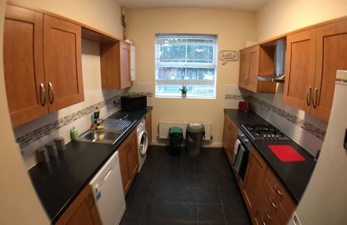 Frampton House | Quayside Properties 4 hotel type rooms