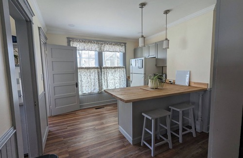 Bangor House | Queen City Duplex centrally located sleeps up to 6