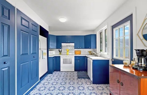 Charlottetown Apartment | Queen Elizabeth