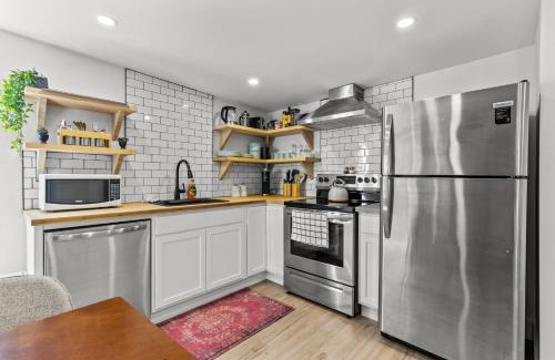 Downtown St. John's Apartment | Queen Loft 2br