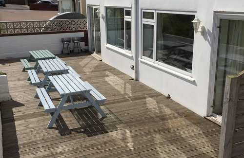 Sheringham House | Queen Mary House: Very large holiday home with superb sea views