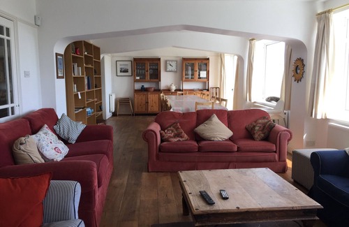 Sheringham House | Queen Mary House: Very large holiday home with superb sea views