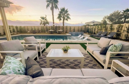 Coachella House | Queen of the Desert -Saltwater Pool, plenty of games, great location for all the desert has to offer
