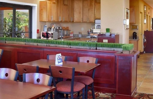 Orlando Apartment | Queen Room Near Donnybrook Park ORL