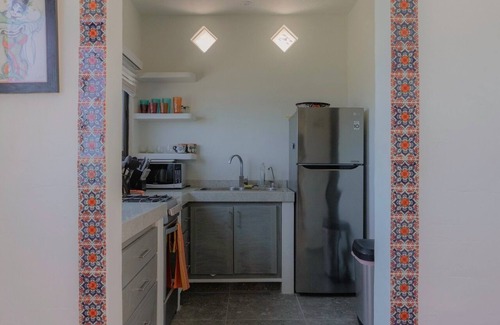 El Sargento Resort | Queen studio casita with full kitchen and bath