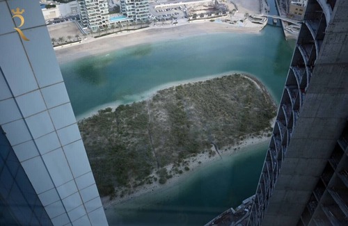 Abu Dhabi Apartment | Queen Studio-City of Lights in Al Reem