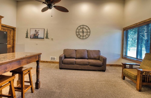 Island Park Cabin | Queen Suite at Ponds Lodge Cabin 32 Unit 1