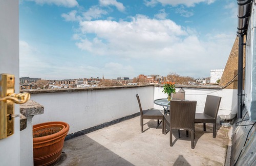 Queen's Gate Apartment | Queensgate Court