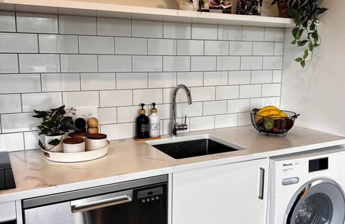 Jacks Point Apartment | Queenstown Studio with Mountain Views