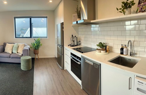 Jacks Point Apartment | Queenstown Studio with Mountain Views