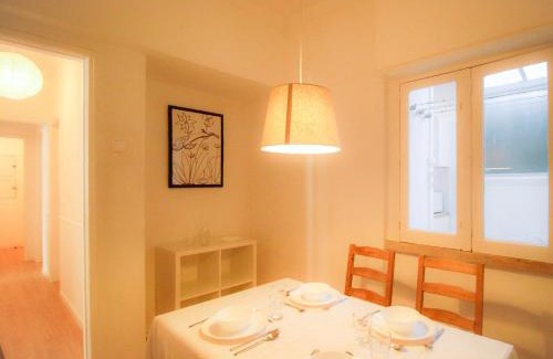 Carvoeira House | Queluz Residence