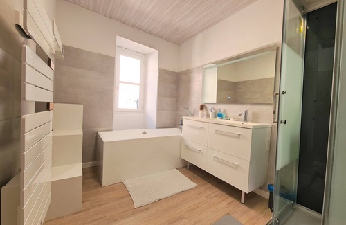 Montpezat-de-Quercy House | Quercy family home