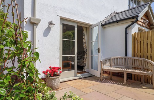 Sidmouth Cottage | Questant Lodge