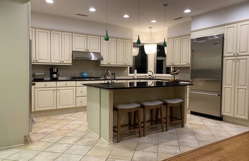 North Litchfield Beach House | Quick Walk To The Beach, Family friendly and Excellent Amenities!