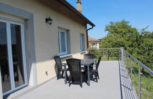 Bondeval Apartment | Quiet accommodation in the countryside, close to nature, towns nearby
