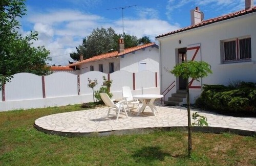 Bretignolles-sur-Mer House | Quiet and close to the beach: well furnished house with garden, for 4 people.