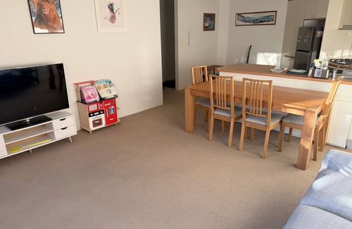 Erskineville Apartment | Quiet and convenient